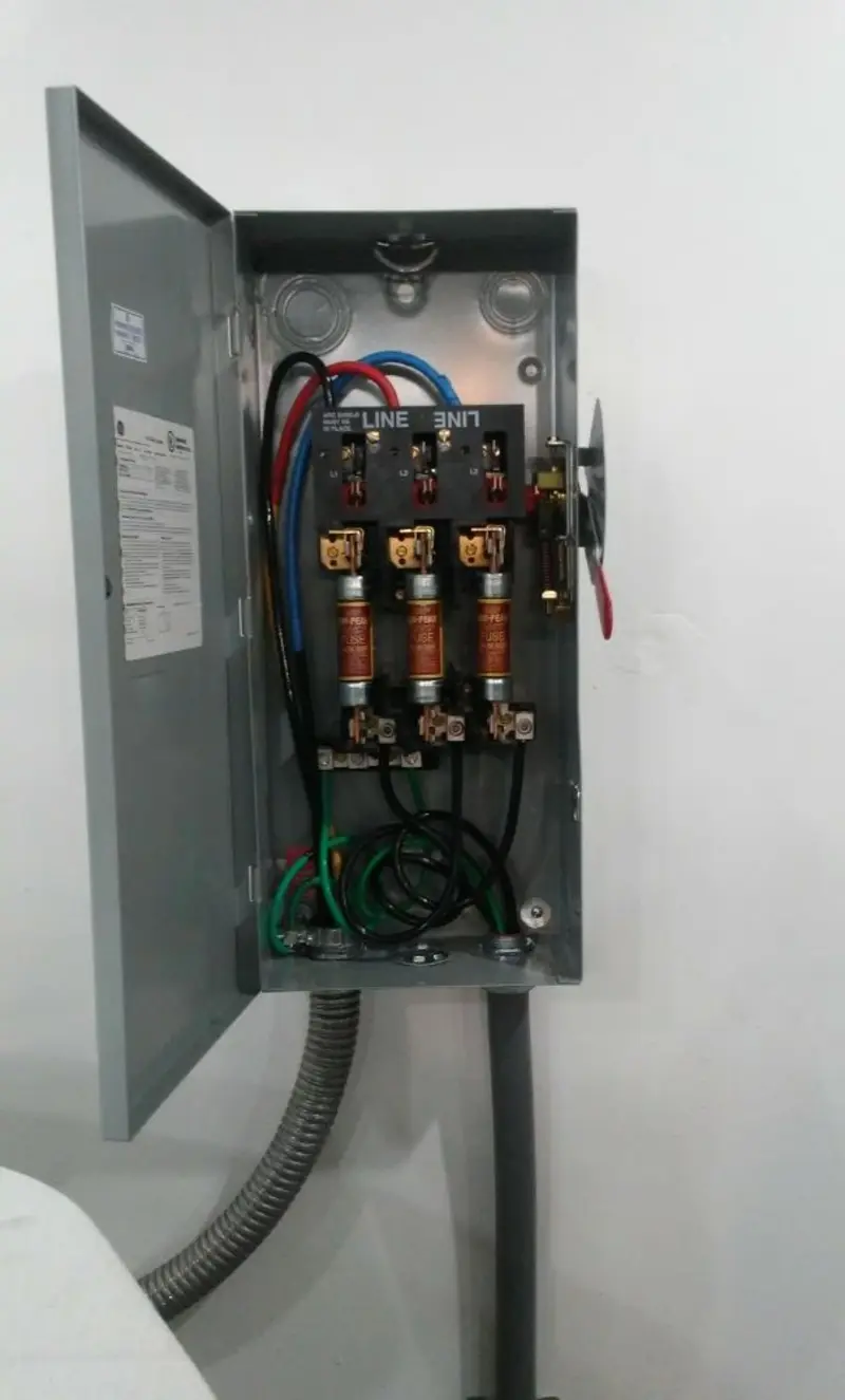 Three-phase disconnect switch installed for Electrical Wiring & Rewiring in Lodi